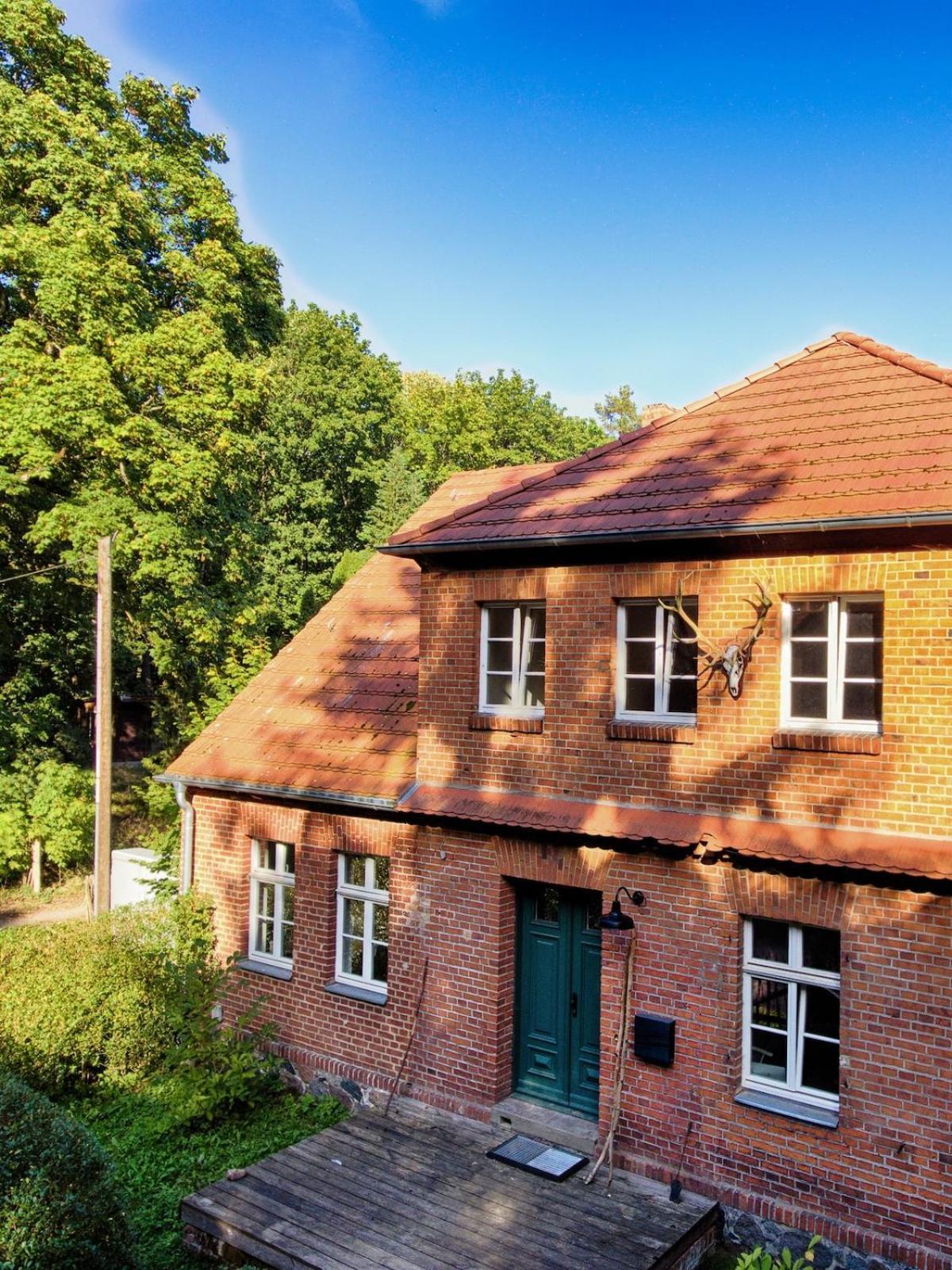 Wald- Und Seeidyll Im Historischen Forsthaus Neuruppin Luaran gambar